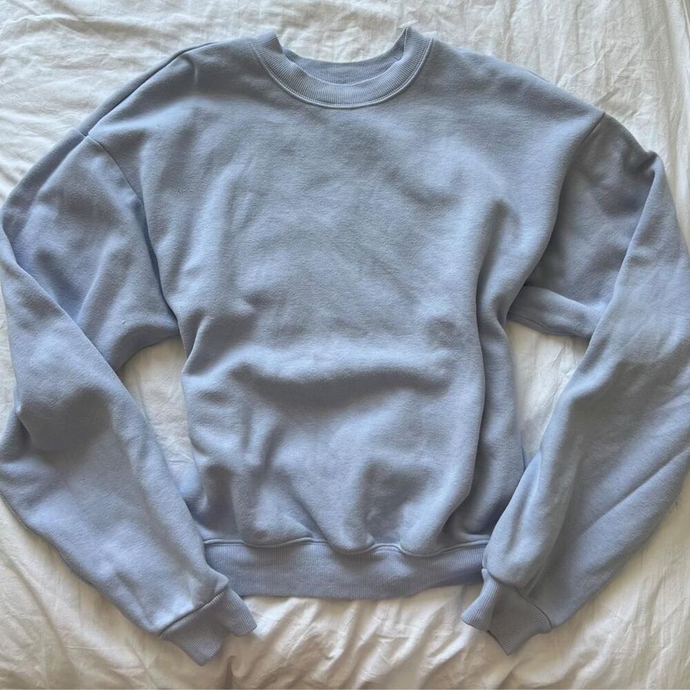 Skims Women's Blue and Purple Sweatshirt